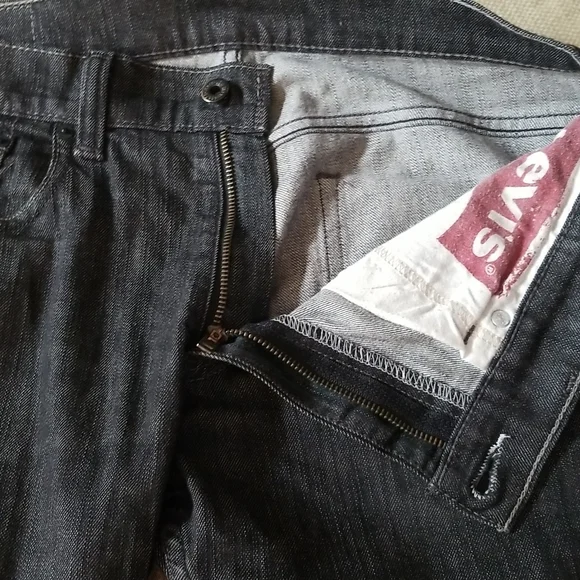 Levi's Men's Black Wash Jeans - Picture 4 of 6